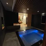 Loft Piscine A Debordement Jacuzzi Sauna Βίλα