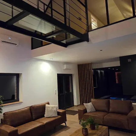 Loft Piscine A Debordement Jacuzzi Sauna Villa *