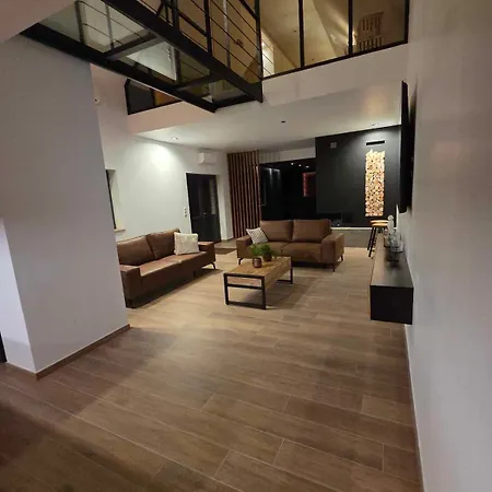 Loft Piscine A Debordement Jacuzzi Sauna *